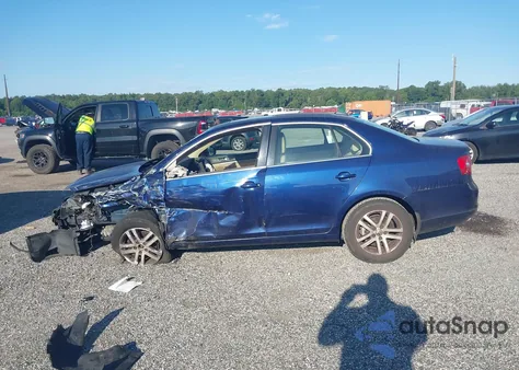 2006 Volkswagen Jetta 2.5 z USA, uszkodzony, nr VIN 3VWSF71KX6M754249